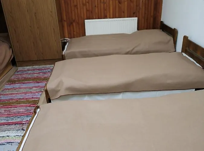 Agoc Vendeghaz ゲストハウス Alsóberecki